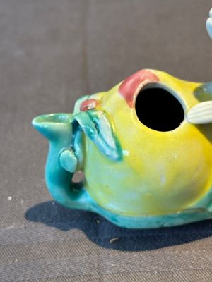 Two Chinese famille rose and turquoise-glazed water droppers, Kangxi/Qianlong — photo 4