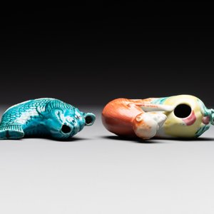 Two Chinese famille rose and turquoise-glazed water droppers, Kangxi/Qianlong — photo 3