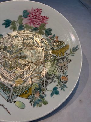 Two Chinese famille rose 'Antiquities' dishes, Guangxu marks, 19/20th C. — foto 10