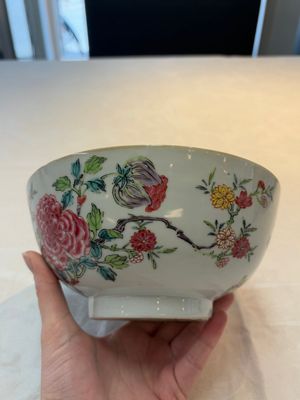 Two Chinese famille rose bowls with flowers and geese, Qianlong — photo 16