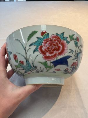 Two Chinese famille rose bowls with flowers and geese, Qianlong — photo 2
