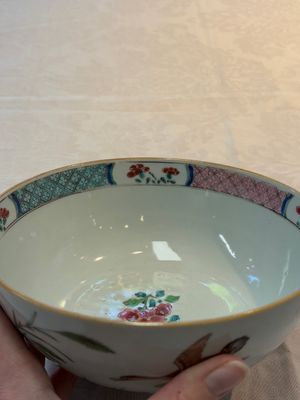 Two Chinese famille rose bowls with flowers and geese, Qianlong — photo 9