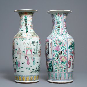 Two Chinese famille rose 'court scene' vases, 19th C. — 照片 2