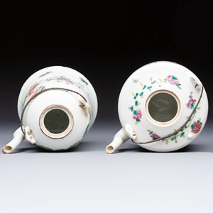 Two Chinese famille rose covered teapots and a qianjiang cai covered teapot, signed Wang Shaowei 王少維, 19th C. — foto 6