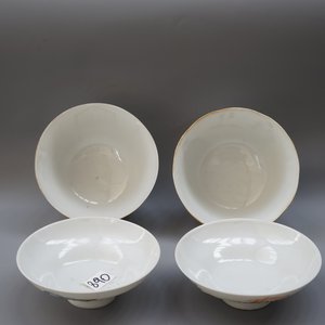 Two Chinese famille rose cups and covers with Wu Shuang Pu decoration, Daoguang mark and possibly of the period, 19th C. — foto 13