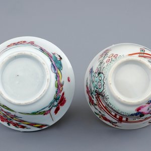 Two Chinese famille rose cups and saucers, Yongzheng, 1723-1735 — 照片 9