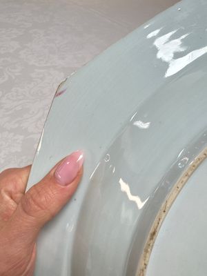 Two Chinese famille rose dishes with floral design, Yongzheng/Qianlong — photo 21