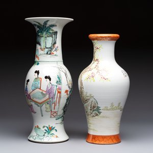 Two Chinese famille rose 'Elegant Beauties' vases, one with a Guan Yao Nei Zao 官窯內造 mark, signed Luo Su Shi 羅宿氏 and dated 1931, the other 19th C. — photo 3