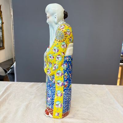 Two Chinese famille rose figures of star gods — foto 7