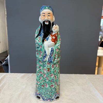 Two Chinese famille rose figures of star gods — foto 24