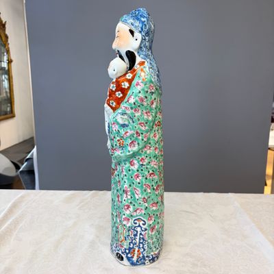 Two Chinese famille rose figures of star gods — foto 29