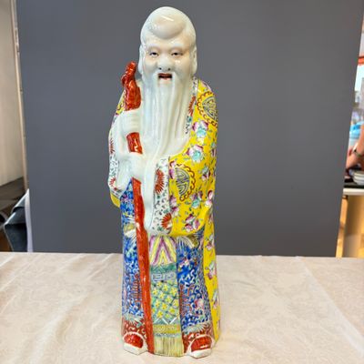 Two Chinese famille rose figures of star gods — foto 2
