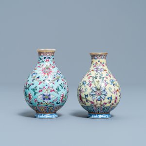 Two Chinese famille rose miniature vases, Qianlong mark, Republic — photo 2