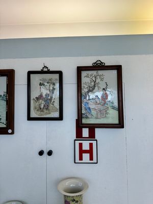 Two Chinese famille rose plaques, Republic — 照片 1
