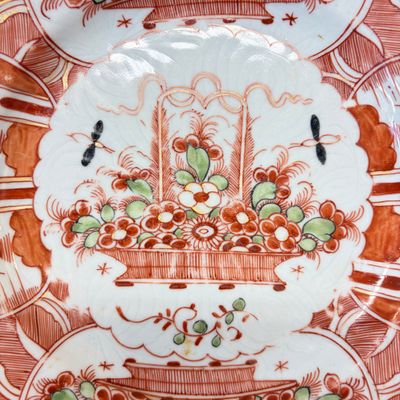 Two Chinese famille rose plates and a pair of Dutch-decorated plates — photo 10