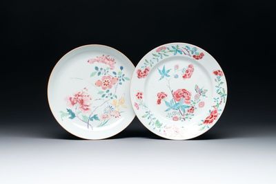 Two Chinese famille rose plates with floral design, Yongzheng/Qianlong