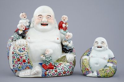 Two Chinese famille rose porcelain Buddha figures, 19/20th C.