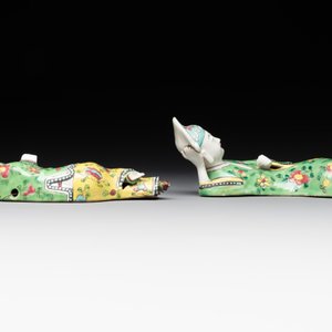 Two Chinese famille rose reclining figures, 19th C. — photo 6