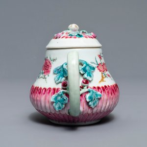 Two Chinese famille rose relief-moulded 'lotus' teapots and covers, Yongzheng — photo 11