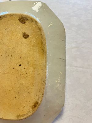 Two Chinese famille rose serving dishes and six plates with floral design, Qianlong — photo 26