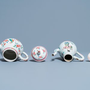 Two Chinese famille rose teapots and covers, Yongzheng/Qianlong — photo 6