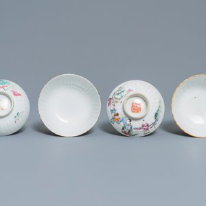 Two Chinese famille rose teapots and four covered bowls on stands, 19th C. — photo 8