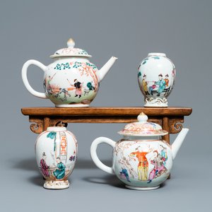 Two Chinese famille rose teapots and two tea caddies, Qianlong — photo 1