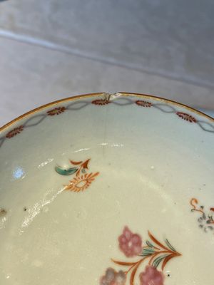Two Chinese famille rose teapots, ten cups and nine saucers, Qianlong — photo 35