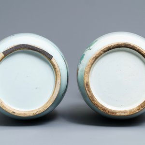 Two Chinese famille rose two-sided design vases, 19/20th C. — photo 6
