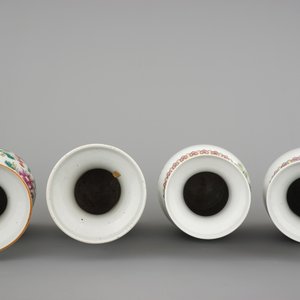 Two Chinese famille rose vases, 19th C. and a pair of 20th C. Mulan vases — 照片 3