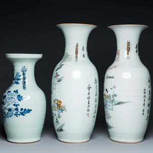 Two Chinese famille rose vases and a blue and white celadon vase, 19/20th C. — photo 2