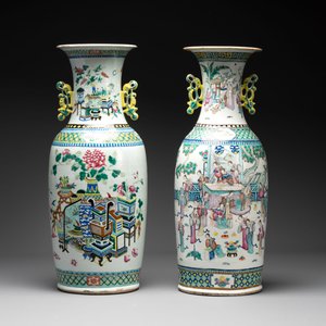 Two Chinese famille rose vases with birds among flowers and narrative design, 19th C. — 照片 3