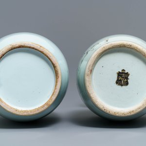 Two Chinese famille rose vases with figures in a garden, 19/20th C. — 照片 6