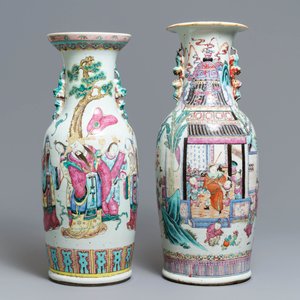Two Chinese famille rose vases with large figures, 19th C. — photo 3