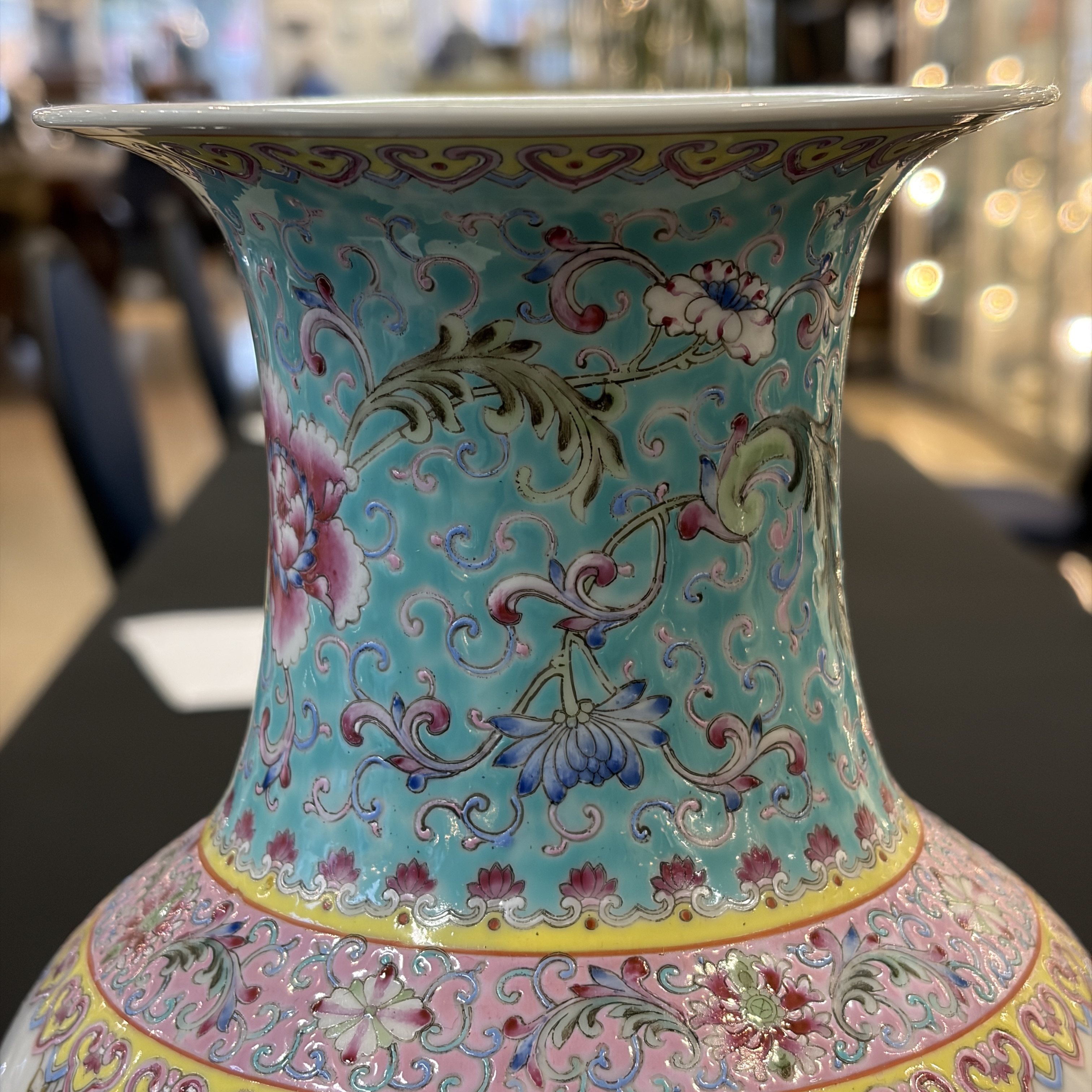 Two Chinese famille roses vases and a dish with figural design — photo 21