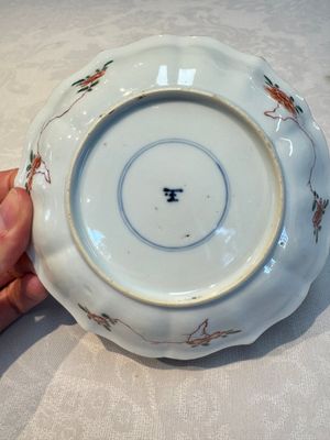 Two Chinese famille verte cups and four saucers, lingzhi and jade marks, Kangxi — foto 39