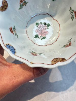 Two Chinese famille verte cups and four saucers, lingzhi and jade marks, Kangxi — foto 62