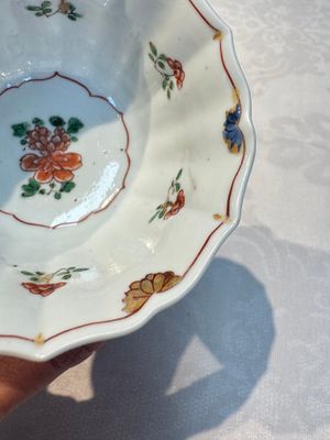 Two Chinese famille verte cups and four saucers, lingzhi and jade marks, Kangxi — foto 65