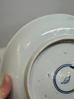 Two Chinese famille verte 'flower basket' dishes and a plate, Kangxi — photo 39