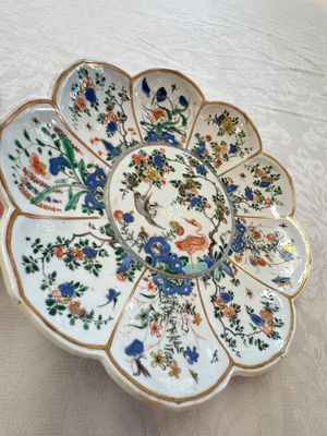 Two Chinese famille verte lotus-shaped plates, Johanneum mark, ex-collection of August the Strong, Kangxi — photo 18