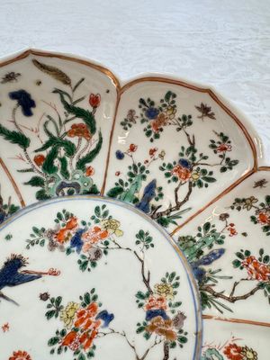 Two Chinese famille verte lotus-shaped plates, Johanneum mark, ex-collection of August the Strong, Kangxi — photo 5