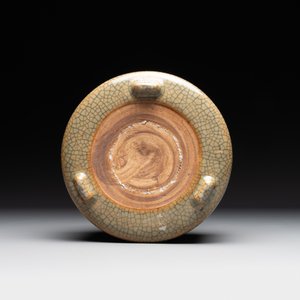 Two Chinese ge-type cylindrical censers with one wooden cover and two stands, Qianlong — 照片 6