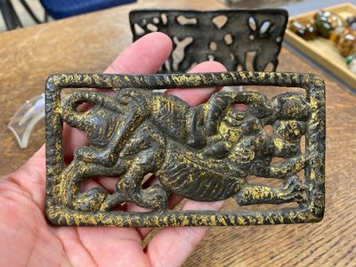 Two Chinese gilt bronze belt plaques, Xiongnu culture, Qin — 照片 5