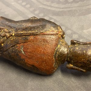 Two Chinese gilt-lacquered bronze figures, Ming — 照片 8