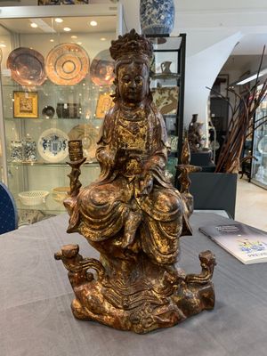 Two Chinese gilt-lacquered bronze sculptures of Bodhisattva, 20th C. — photo 8