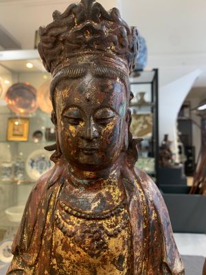 Two Chinese gilt-lacquered bronze sculptures of Bodhisattva, 20th C. — photo 12