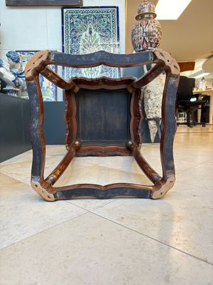 Two Chinese gilt-lacquered stands, 20th C. — photo 15