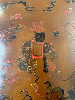 Two Chinese gilt-lacquered stands, 20th C. — photo 6