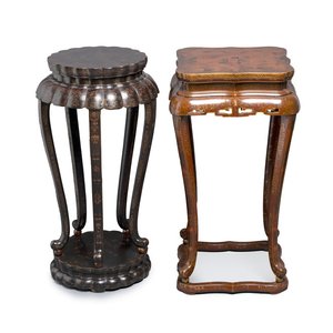 Two Chinese gilt-lacquered stands, 20th C. — photo 1