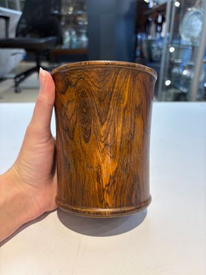 Two Chinese hardwooden brush pots, 20th C. — photo 1